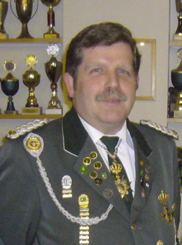 2011 - heute Jörg Großholz
